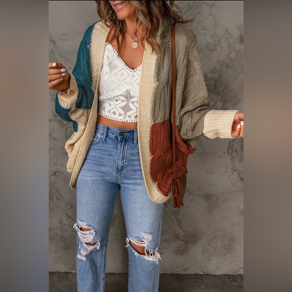 Cable Knit Colorblock Cardi - Picture 2 of 4